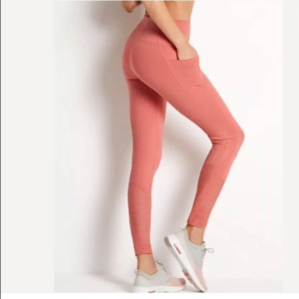 Victoria Secret Knockout Leggings